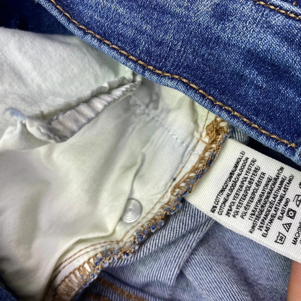Free People Great Heights Distressed Skinny Jeans Blue Fringe Raw Hem‎ Size 26